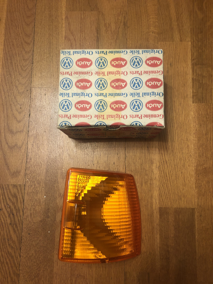 VW TRANSPORTER T6 Fermo Porta Scorrevole Destra Peg 7E0843842A NUOVO ORIGINALE EUR 36,59 - Foto 2