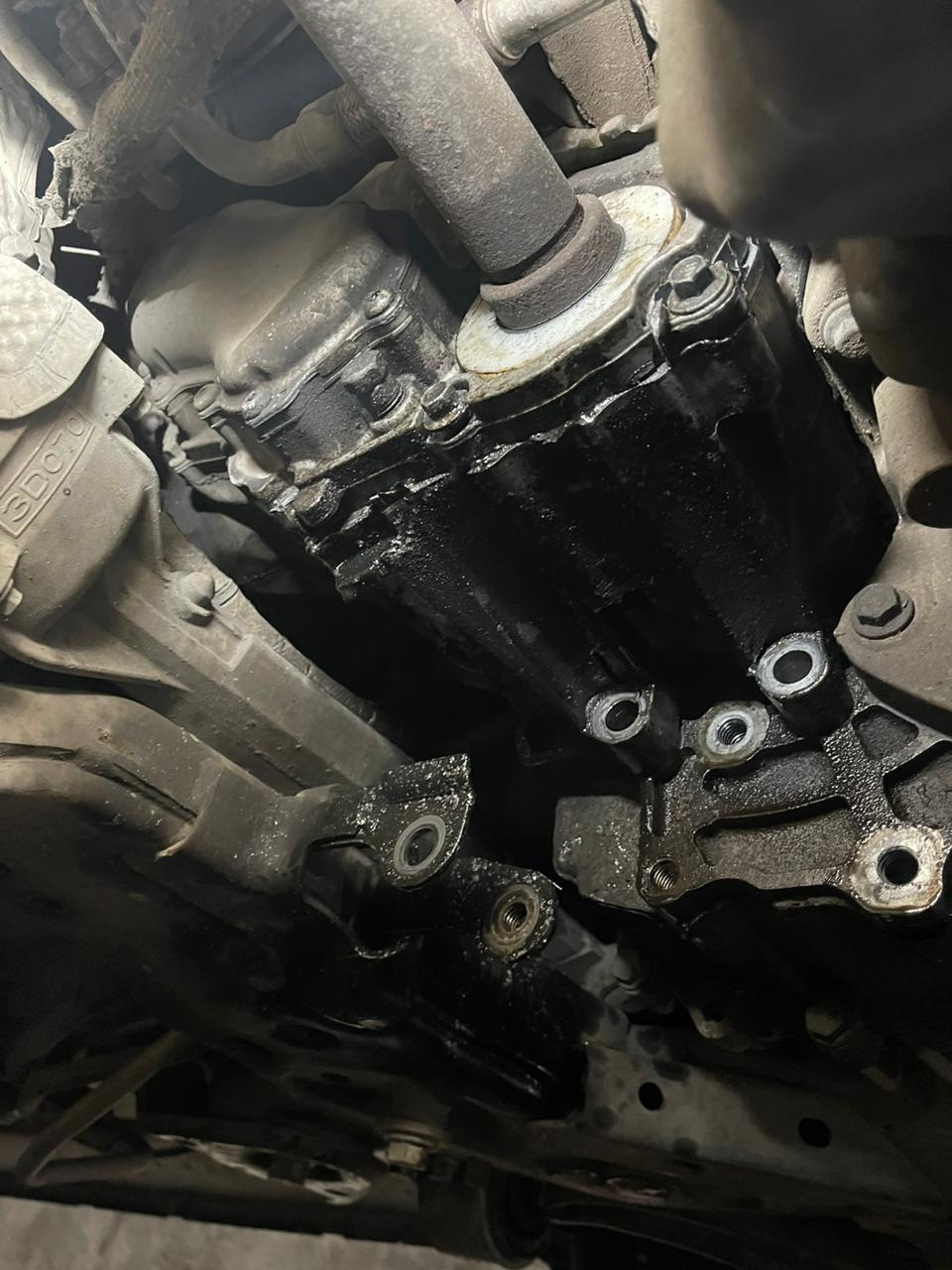 Снятие раздатки Эксплорер 5 Спорт — Ford Explorer (5G), 3,5 л, 2014 ...