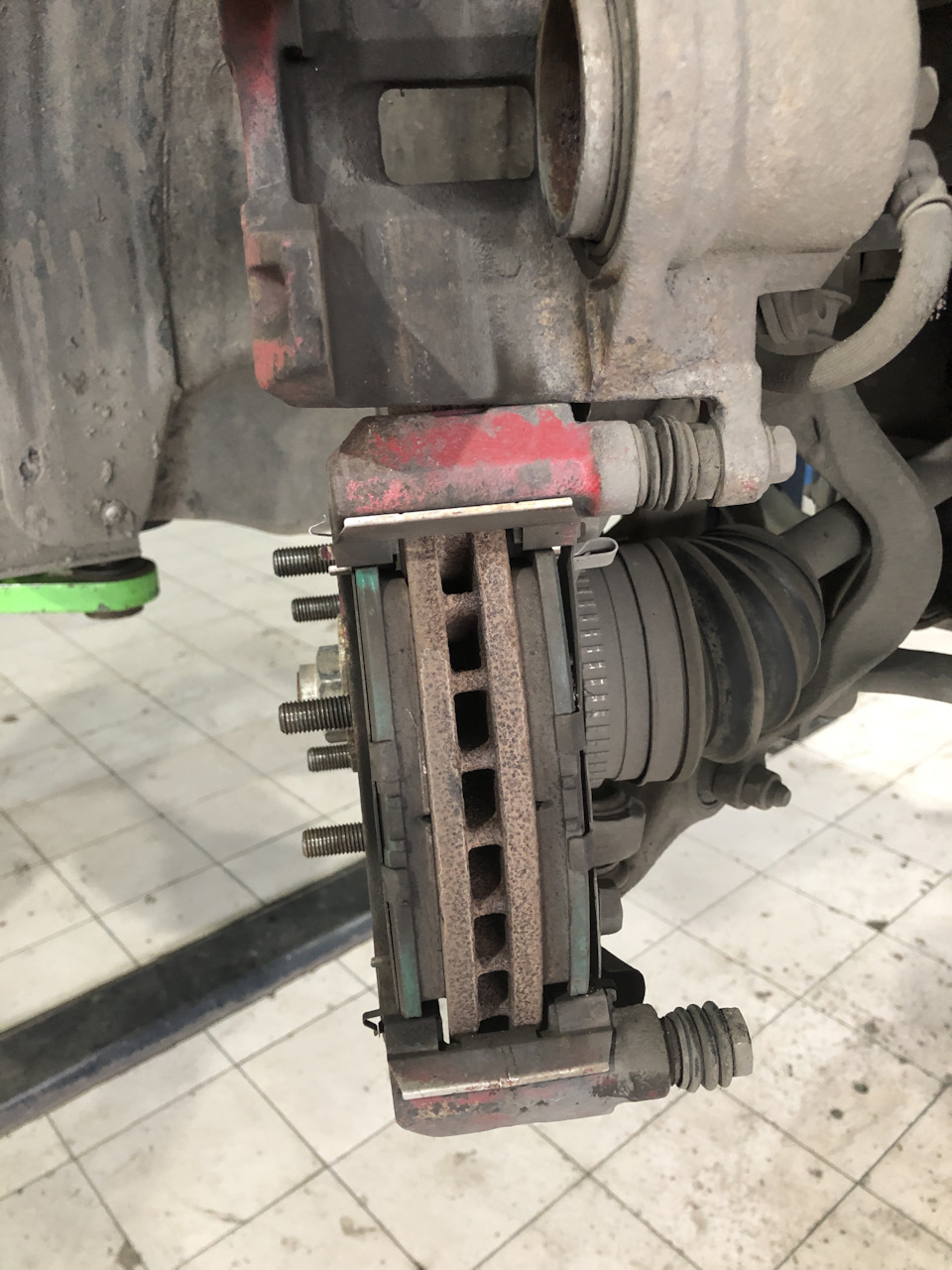 Моя первая поломка, заклинило суппорт — DRIVE2