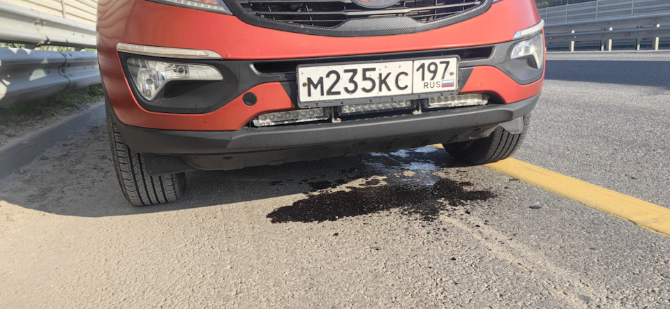 Выдавило масло из коробки — KIA Sportage (3G), 2 л, 2011 года ...