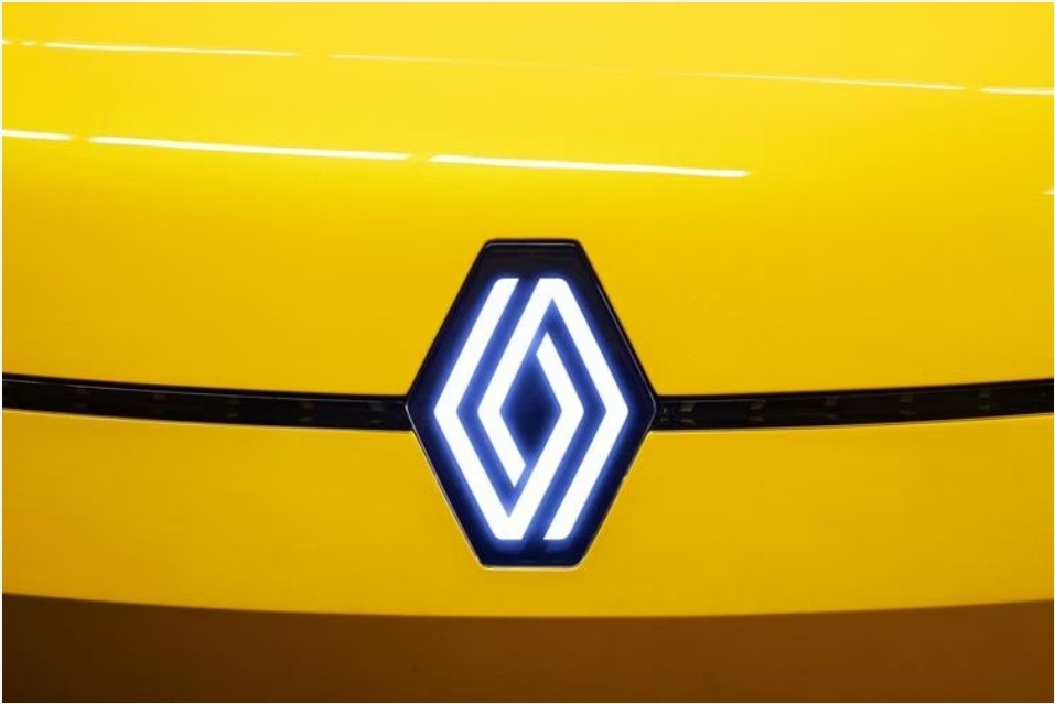 Новый логотип Рено #1 — Renault Arkana, 1,6 л, 2019 года | стайлинг ...