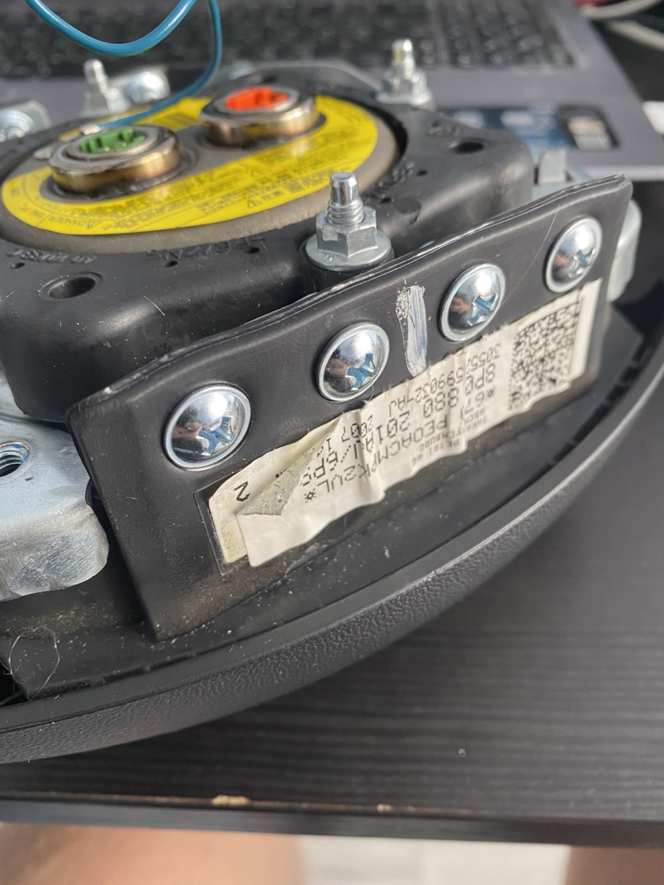 Собрал все обратно на винтах с пресс-шайбой — Audi A3 (8P)