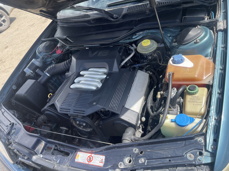 Заменил свечи. Пропала искра. — Audi 100 (C4), 2,6 л, 1993 года ...