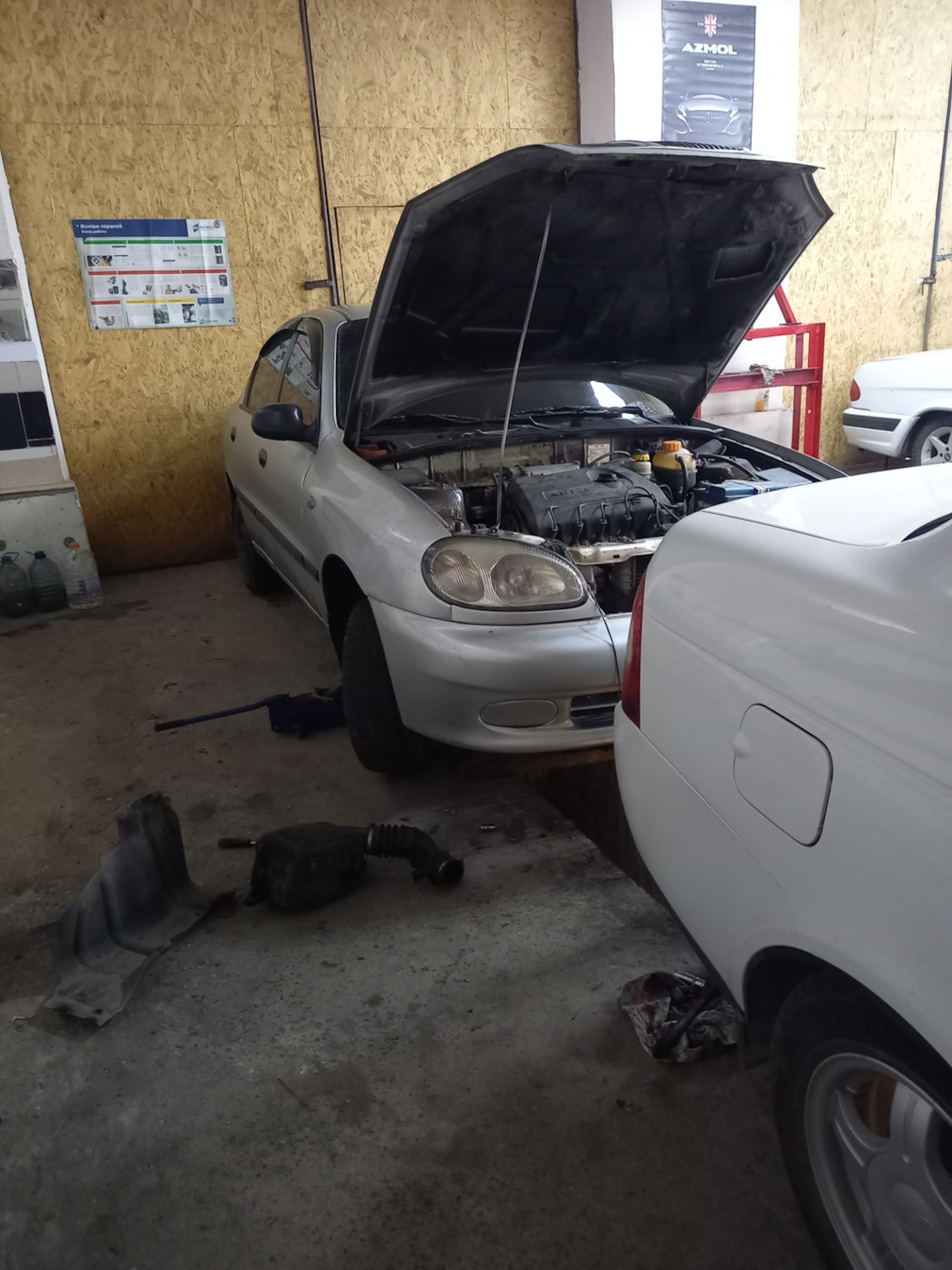 29. Замена ремня ГРМ, натяжного ролика, прокладки клапанной крышки ...