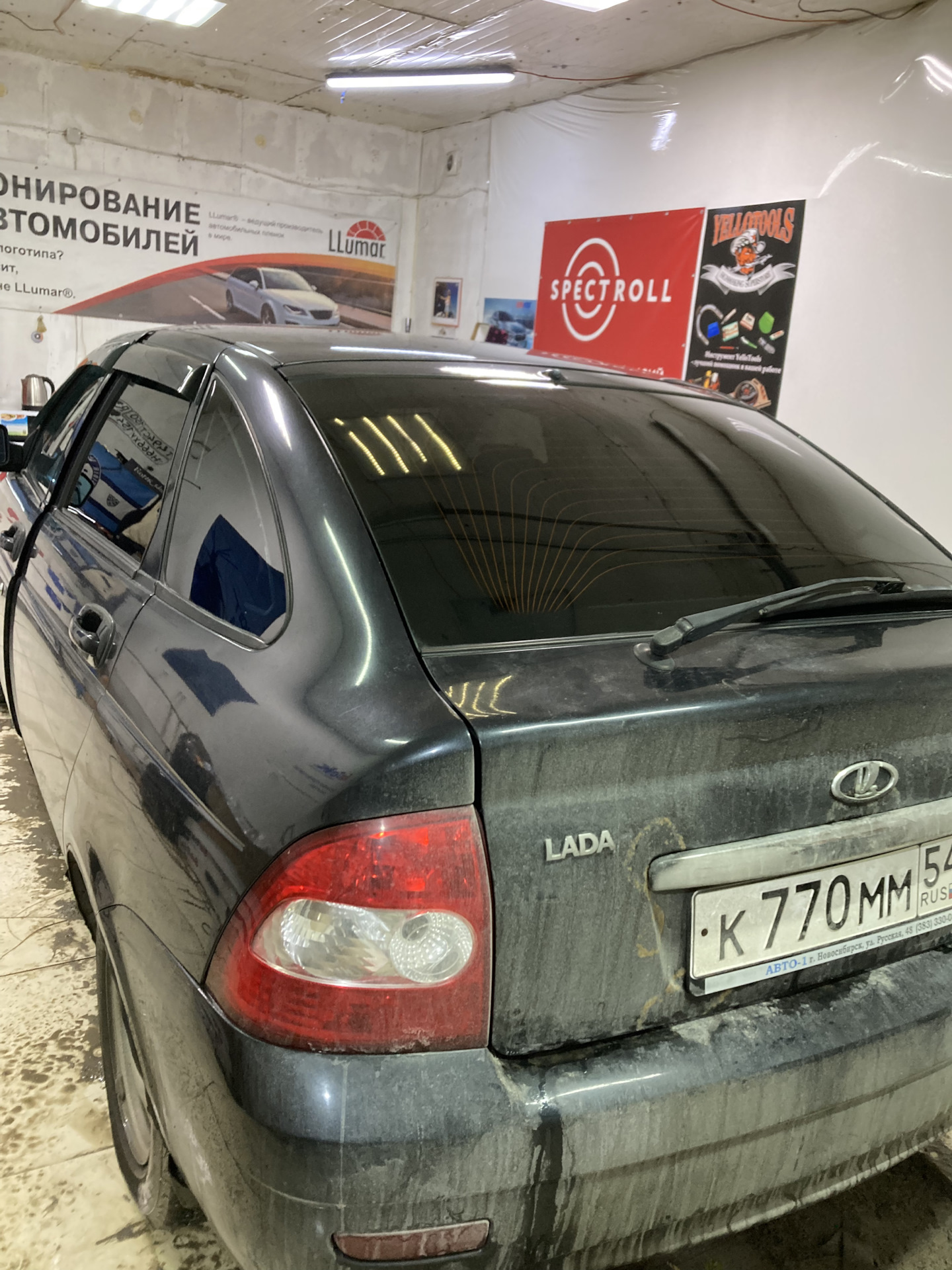 Тонировка — LADA Приора хэтчбек, 1,6 л., 2008 года | другое | DRIVE2