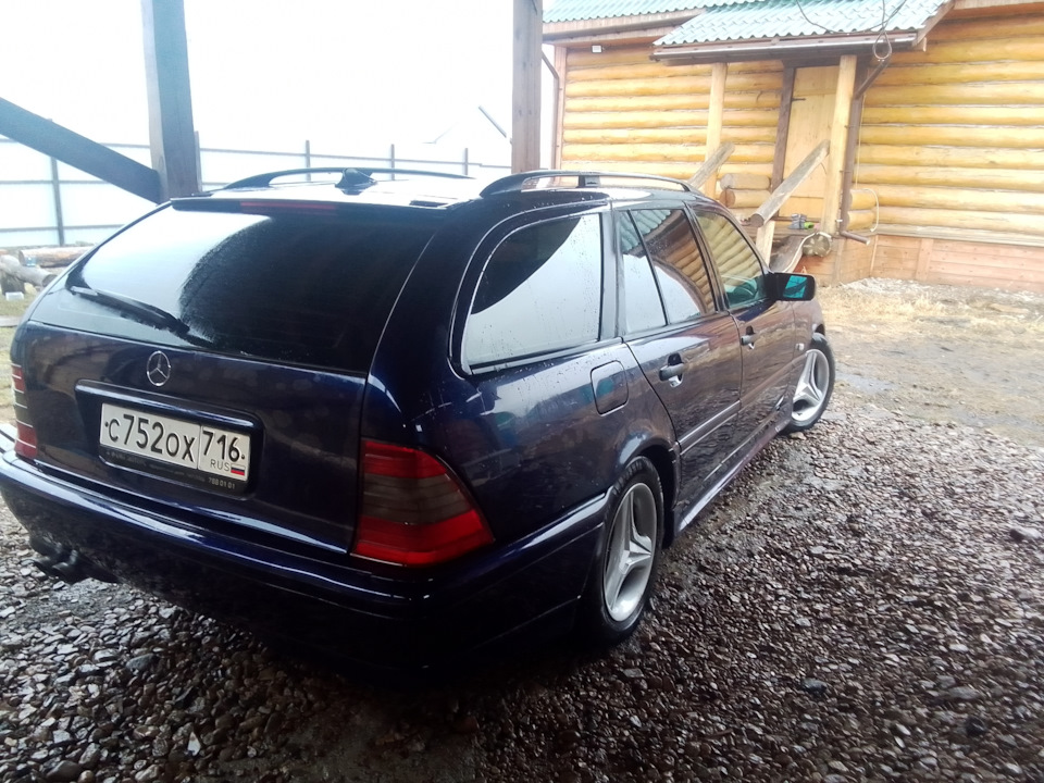 Фото в бортжурнале Mercedes-Benz C-Class Estate (S202)