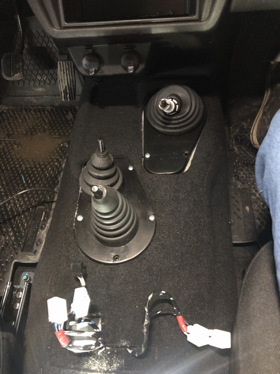 Тихие рычаги рк — Lada 4x4 3D, 1,7 л, 2023 года | аксессуары | DRIVE2