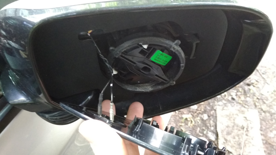 Зеркало на месте! Ура! — Mitsubishi Outlander (3G), 2 л, 2016 года ...