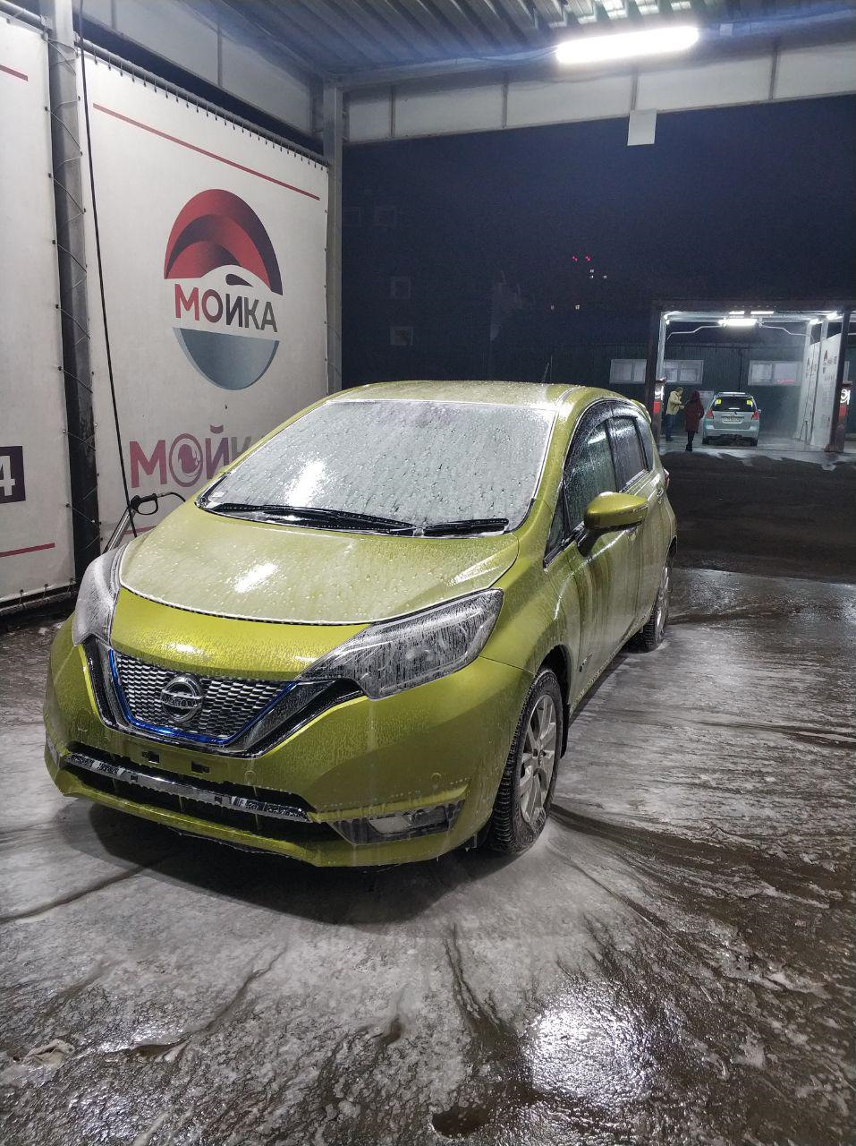 Note e power масло. Nissan Note e-Power 2017. Nissan Note e-Power 2018. Nissan Note e Power e11. Ниссан ноут 2018 гибрид.