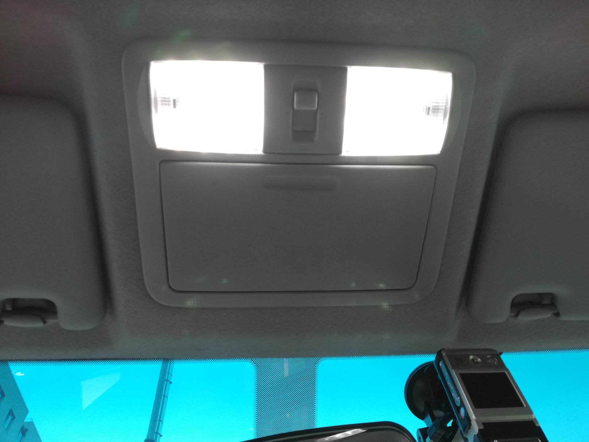 Обшивка потолка ПОД МОНИТОР INFINITI FX QX70 S51 БУ Запчасти для Инфинити FX 30/