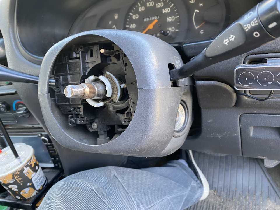 Как снять руль на митсубиси кольт Ключ зажигания и руль - Mitsubishi Libero, 1,5 л, 2001 года своими руками DRIVE2