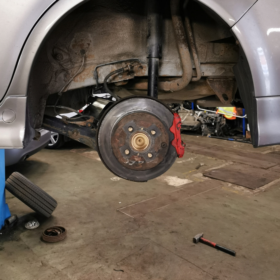 Установка задних дисковых тормозов от Toyota Vitz RS NCP13 — Toyota bB ...