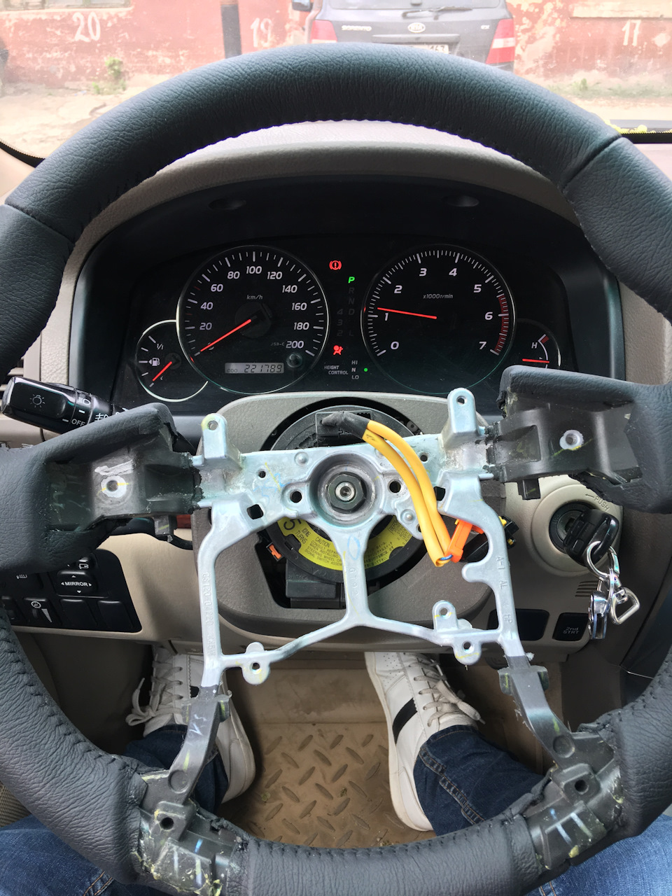 Какой руль на Прадо лучше? 150 или 120? — Toyota Land Cruiser Prado 120 ...