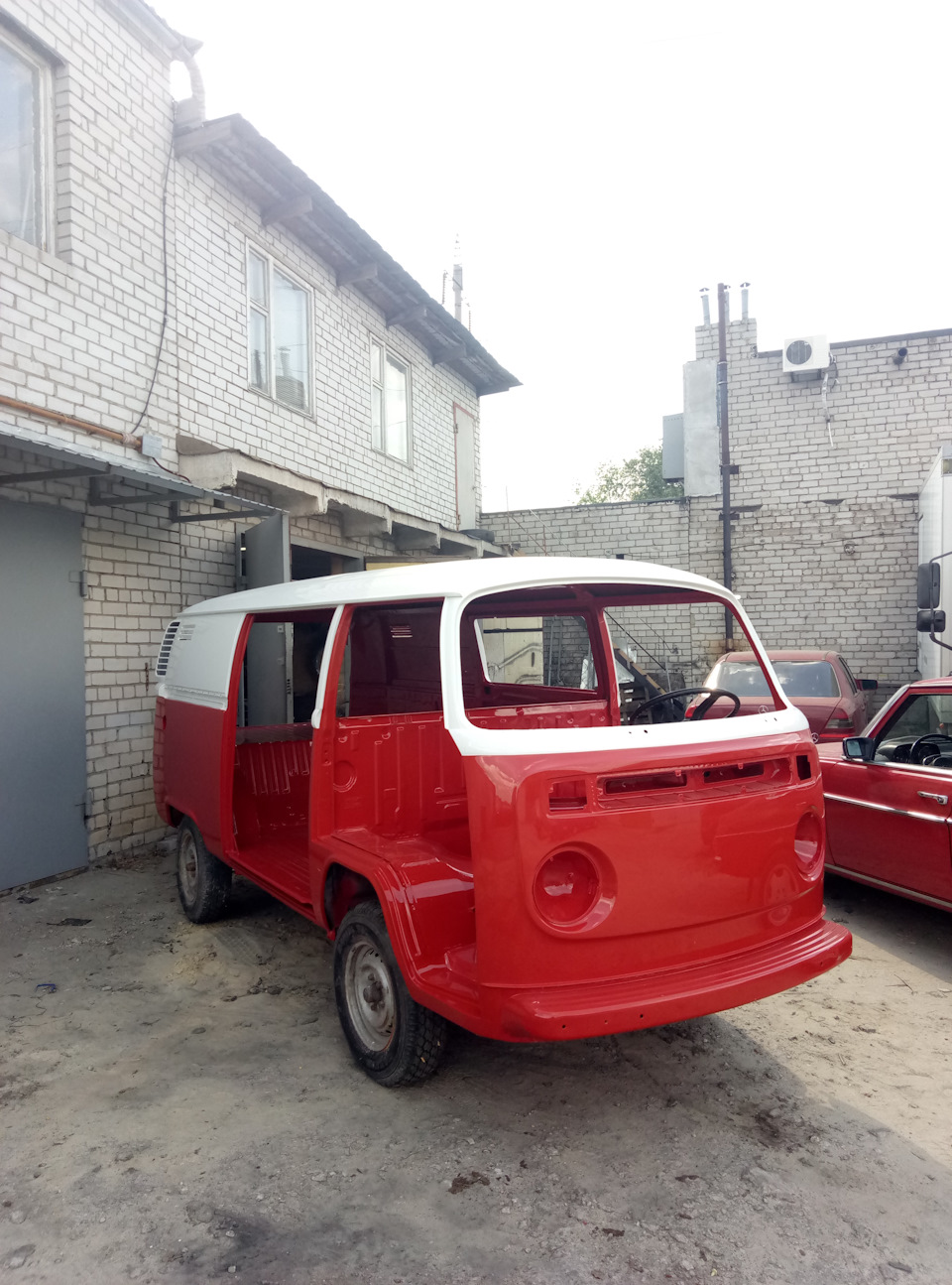 Покрасили, фото — Volkswagen Transporter T2, 1,6 л, 1978 года | другое ...