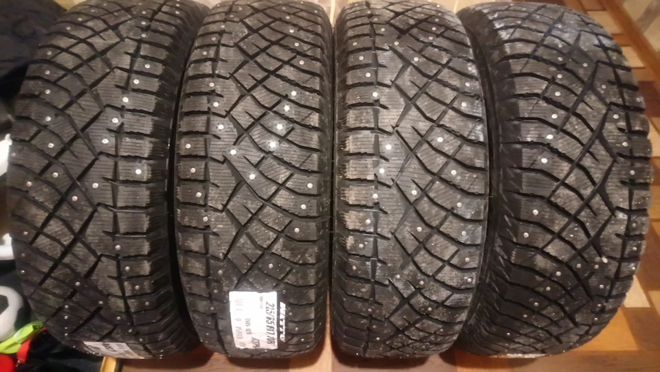 Зимняя 17. Nitto 235/65r17 108t Therma Spike TL. 225 65 17 Nitto Therma Spike. Nitto Therma Spike 225/50 r17. Шина r-16 215/60 Nitto Therma Spike 95t.