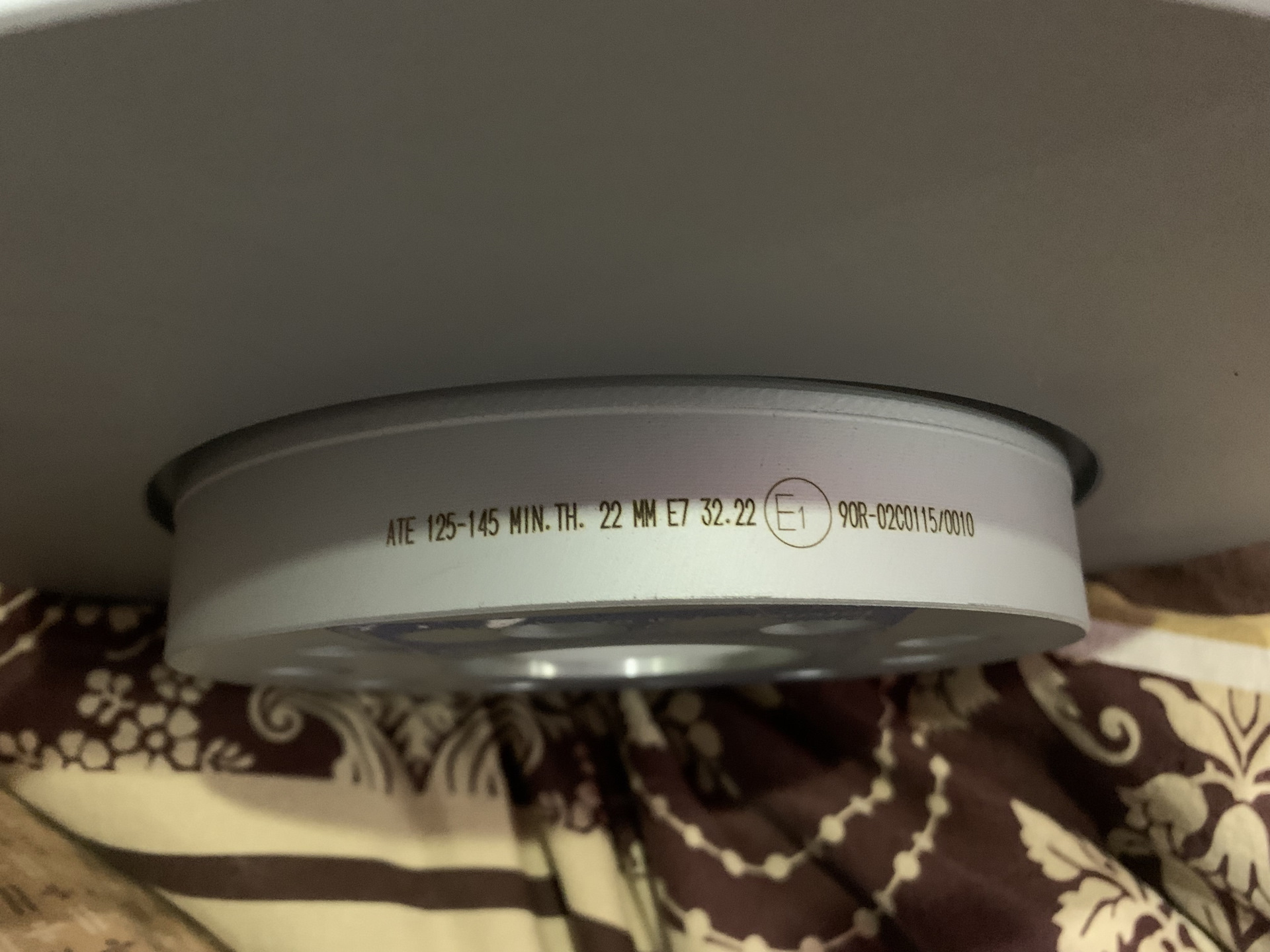 Задиры на НОВЫХ тормозных дисках ATE на НОВЫХ тормозных керамик ...