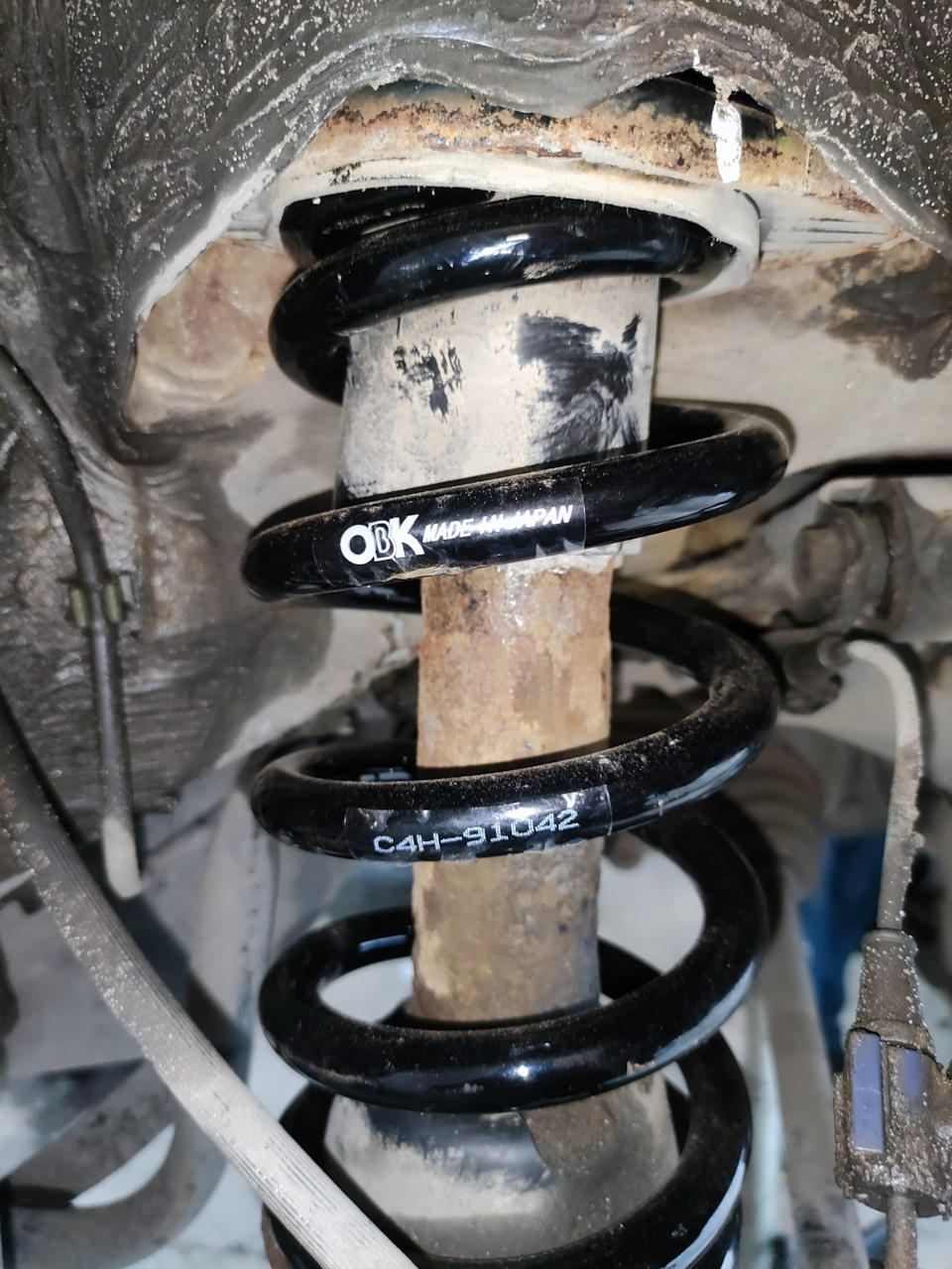 C4H91042 ПРУЖИНА HONDA CR-V RD4,5,6,7 -R OBK | Запчасти на DRIVE2