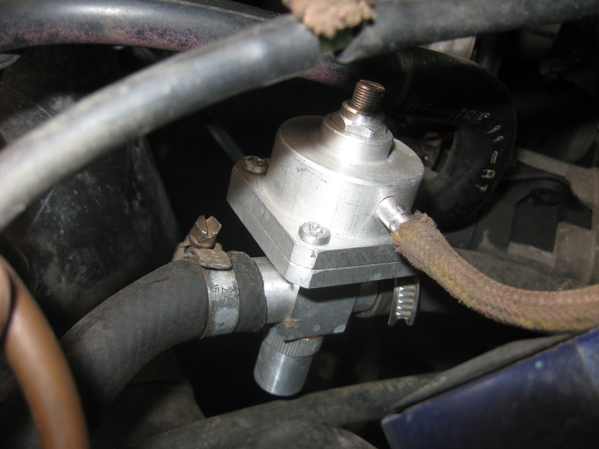 дозатор газа гбо 2 поколения. вакуумный дозатор для гбо 2 поколения. гбо вакуумный. гбо вакуумный. гбо ловато 2 поколения комплект.