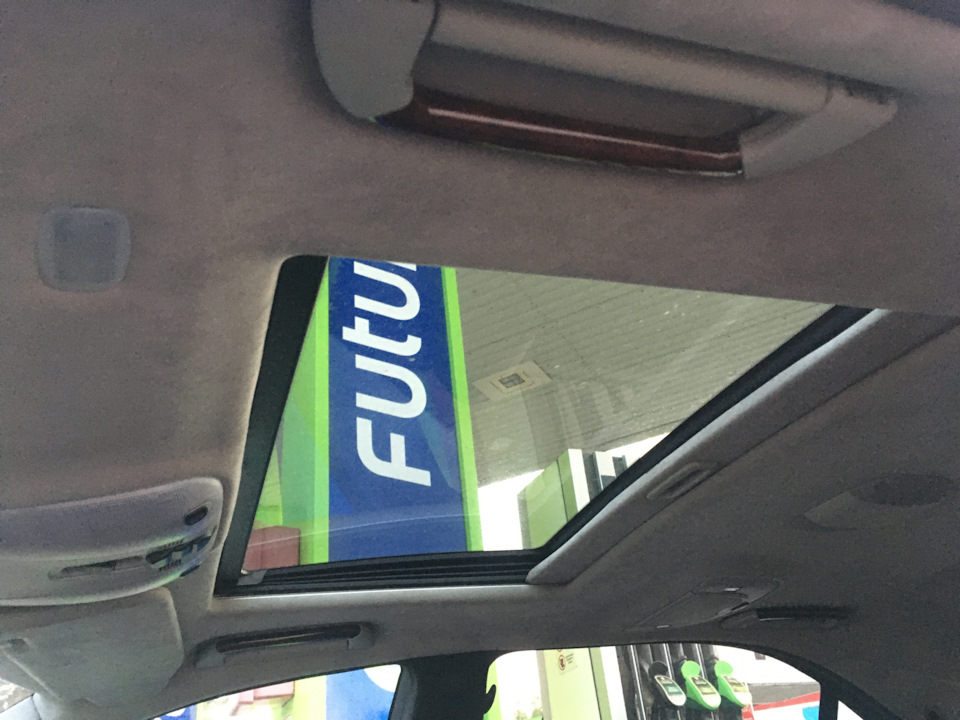 Фото в бортжурнале Mercedes-Benz S-Class (W220)