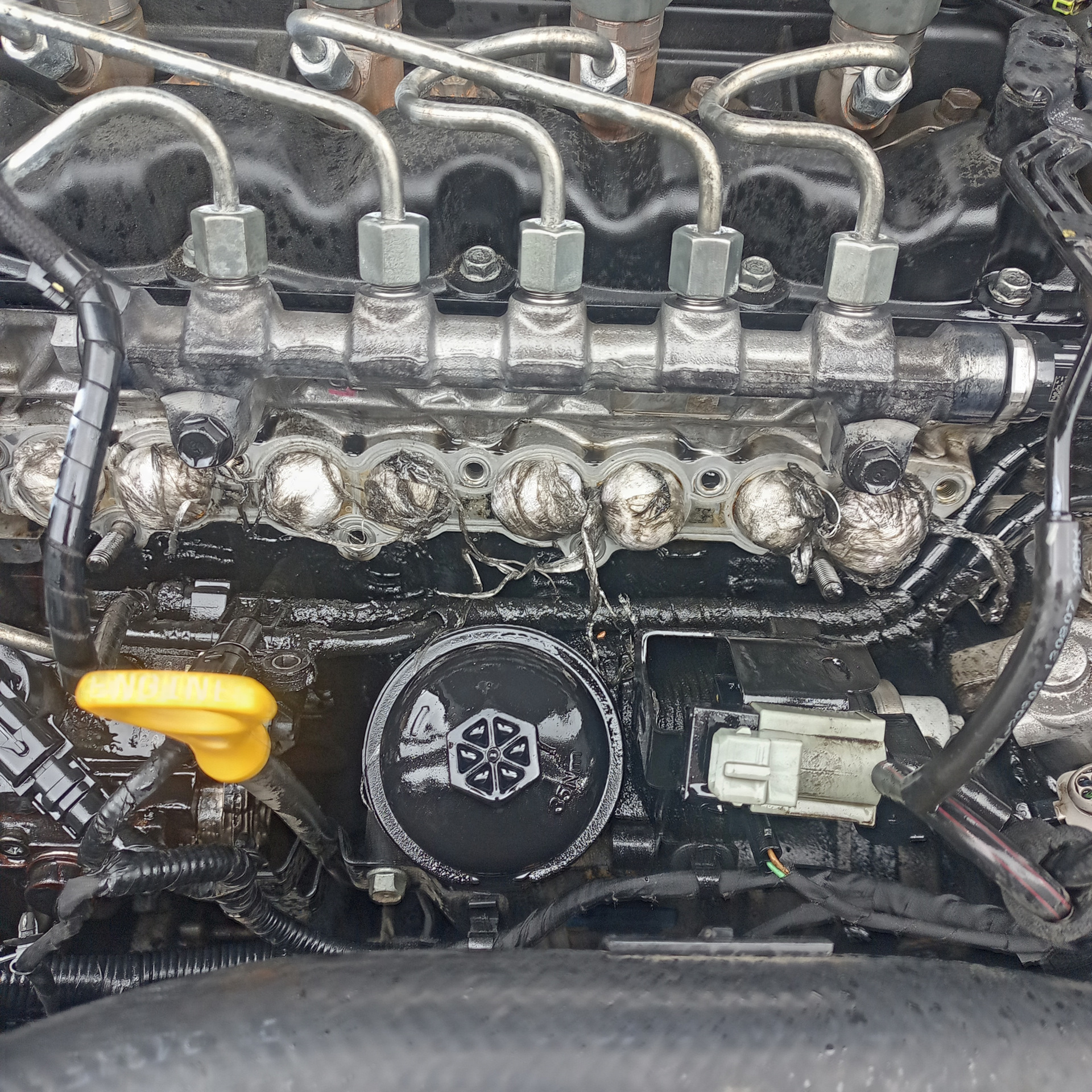 Замена прокладки впускного коллектора — Hyundai i40, 1,7 л, 2013 года ...