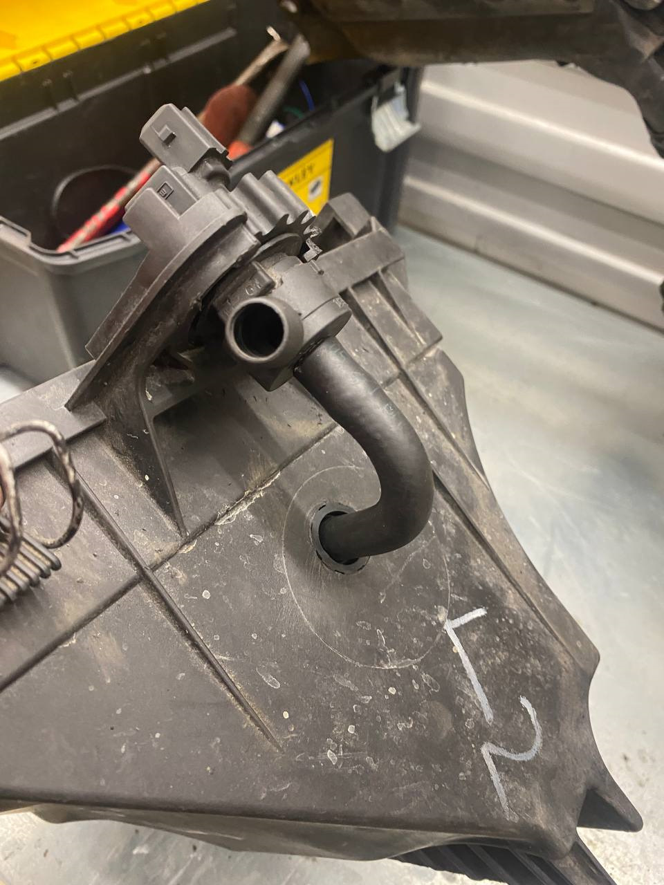 Температура на выходе из двигателя. Газовые турбины гту м-75. Температура на выходе из двигателя. Температура сгорания природного газа. Указатель температуры охлаждающей жидкости при перегреве двигателя.