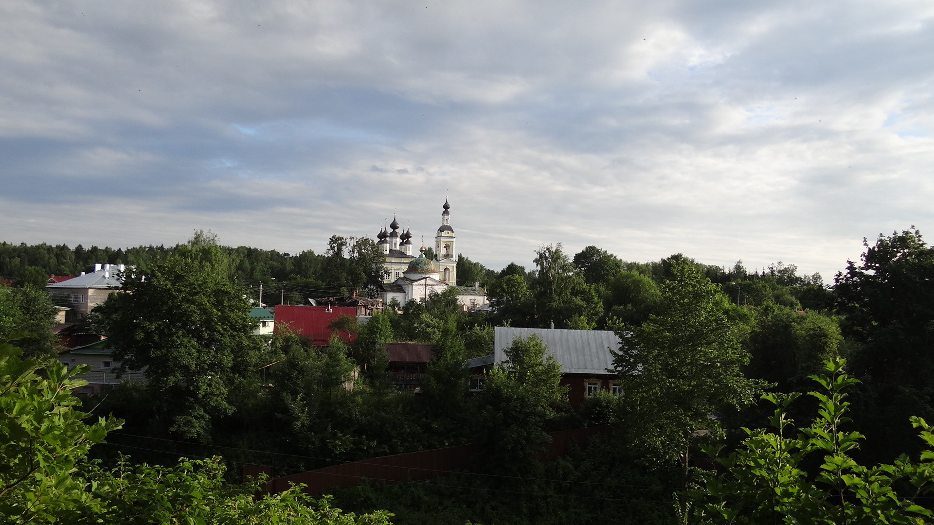 Плес открыли. Плёс город въезд на машине. Кедровая роща в Плёсе.