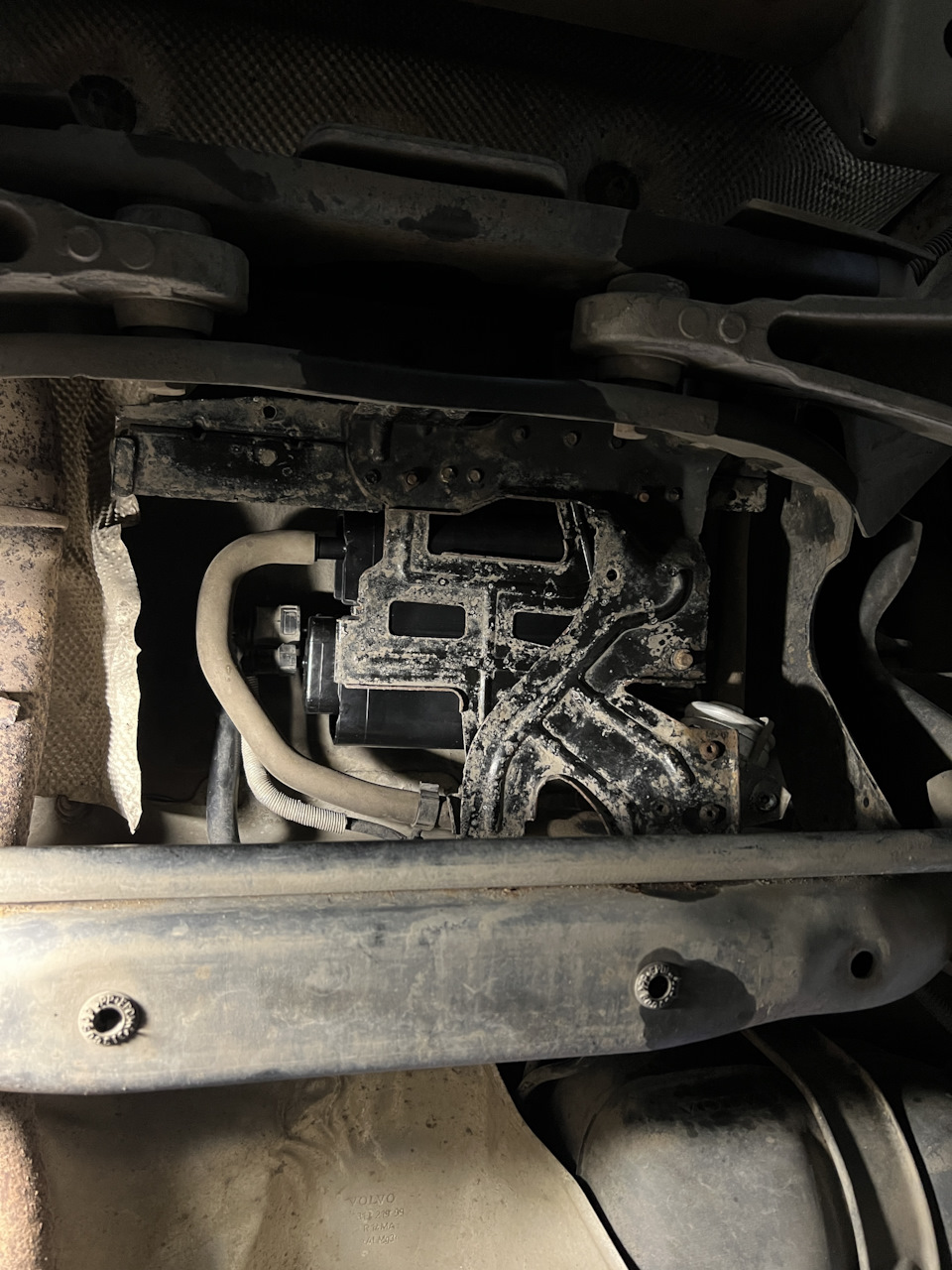 Продувка адсорбера — Volvo S60 (2G), 2 л, 2012 года | своими руками ...