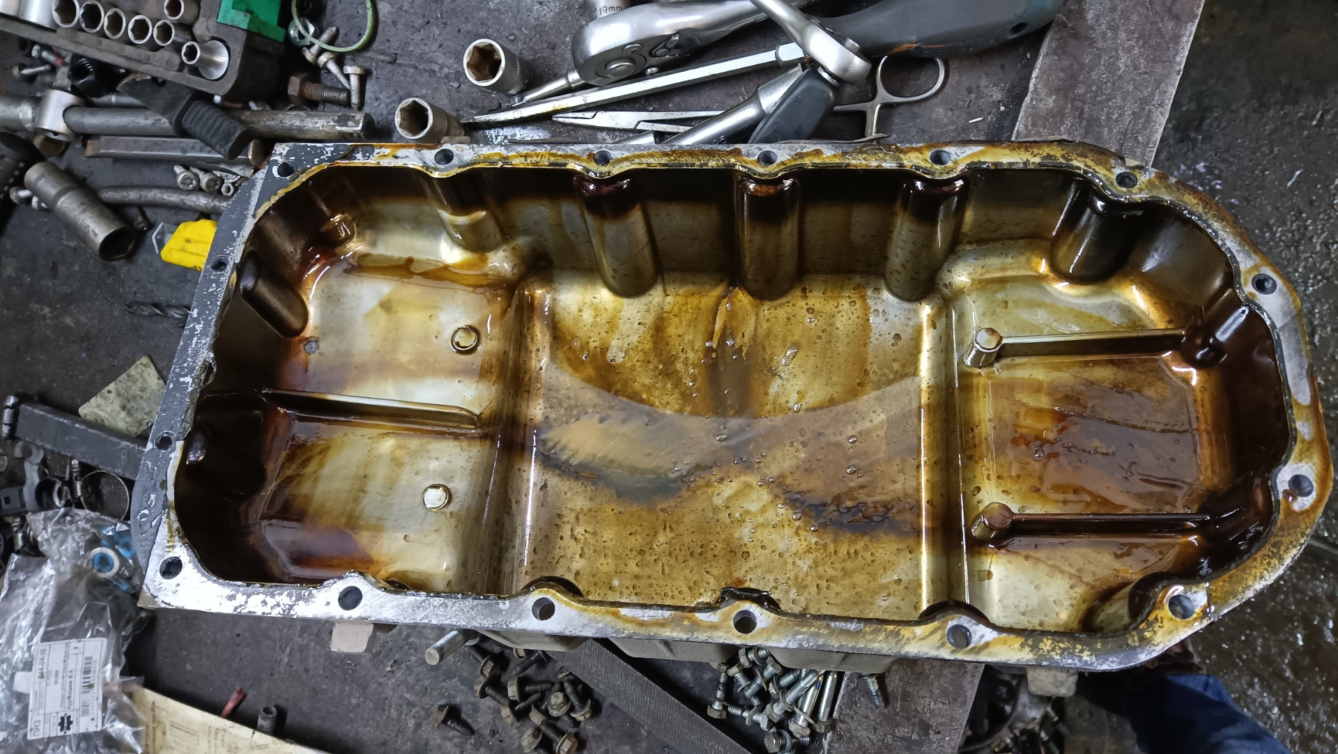 Замена маслоприемника — Lada Vesta, 1,6 л, 2017 года | визит на сервис ...