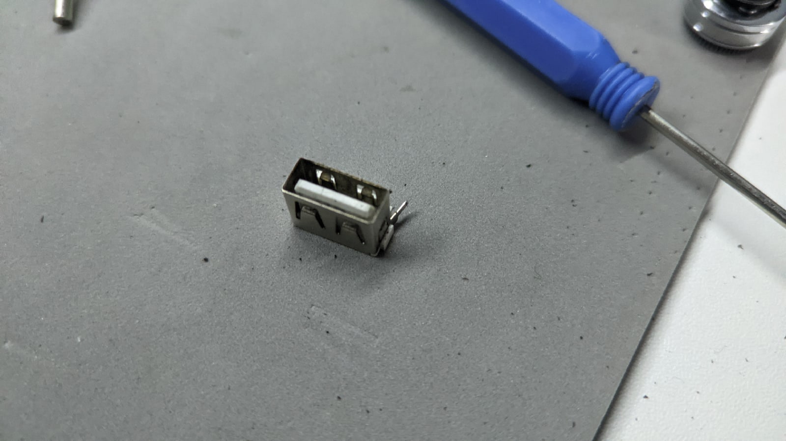 Переходник? Штатная магнитола chery very (USB) — Chery A13, 1,5 л ...
