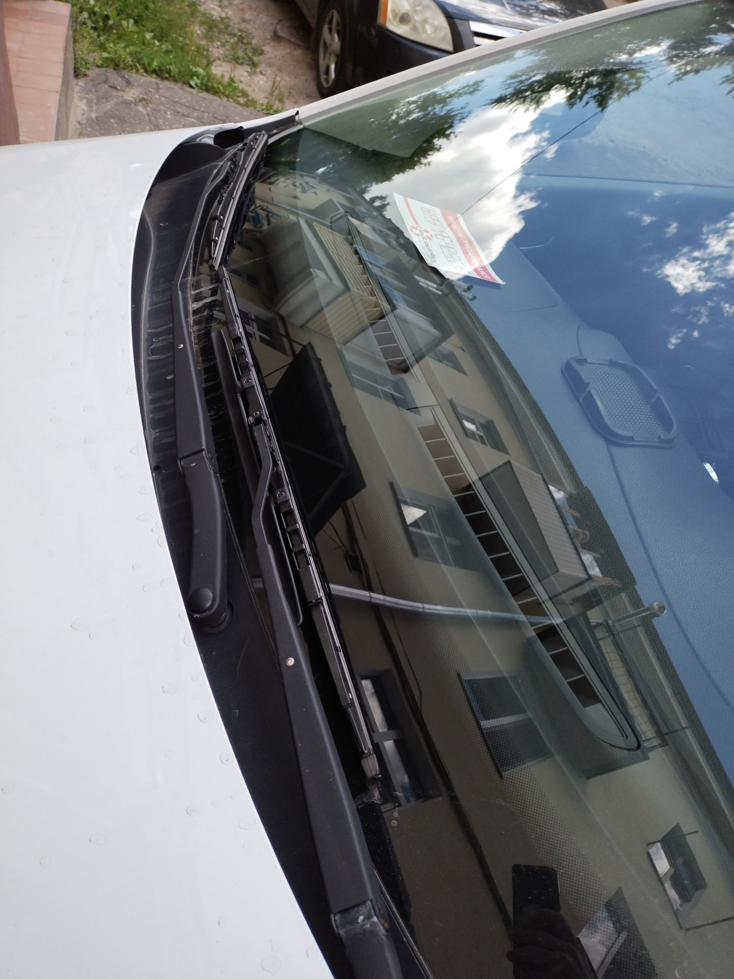 Каркасные щетки HEYNER — Volkswagen Polo Sedan, 1,6 л, 2019 года ...