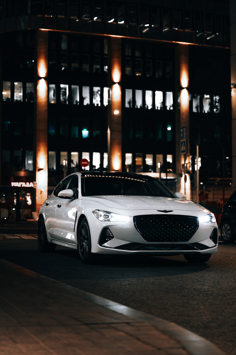 Какой же все таки красивый авто. — Genesis G70, 2 л, 2019 года | фотография  | DRIVE2