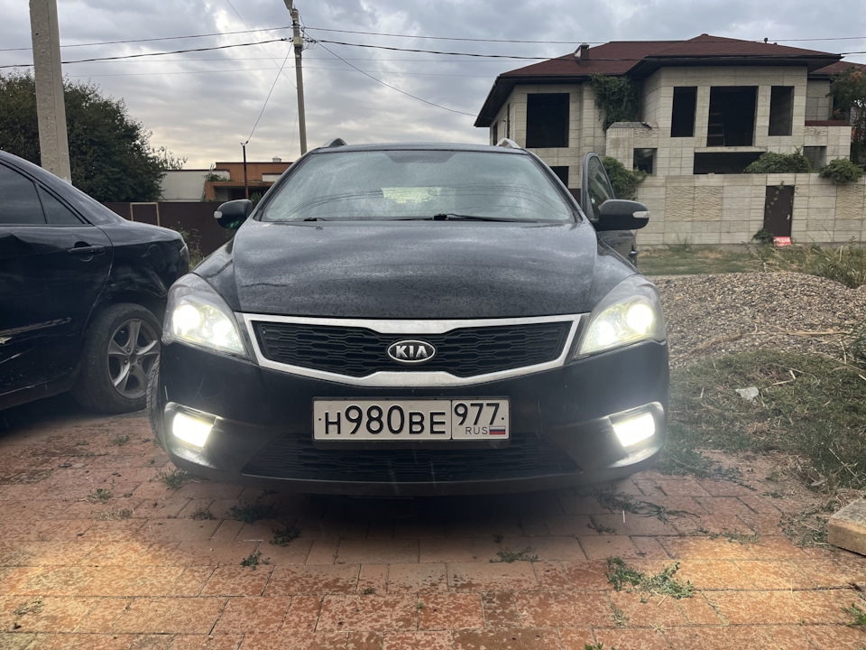 В туманках и ближнем led — KIA Ceed (1G)