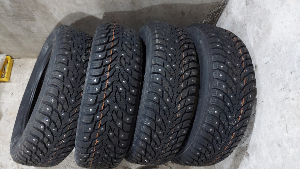 Nokian Tyres Hakkapeliitta 9 185/65 R15 92T — Renault Logan (1G), 1,6 л ...