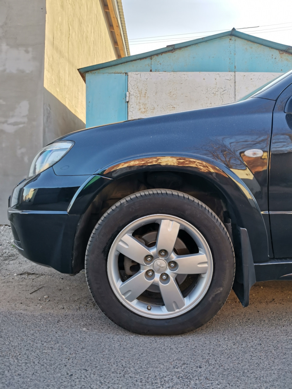 Делаем аута мягче и тише (Michelin Primacy 4) — Mitsubishi Outlander (1G),  2 л, 2007 года | шины | DRIVE2