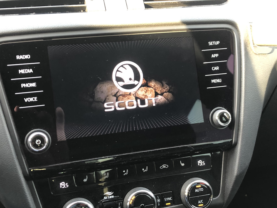 F4AAAgAs5 A 960 заставка на телефон шкода