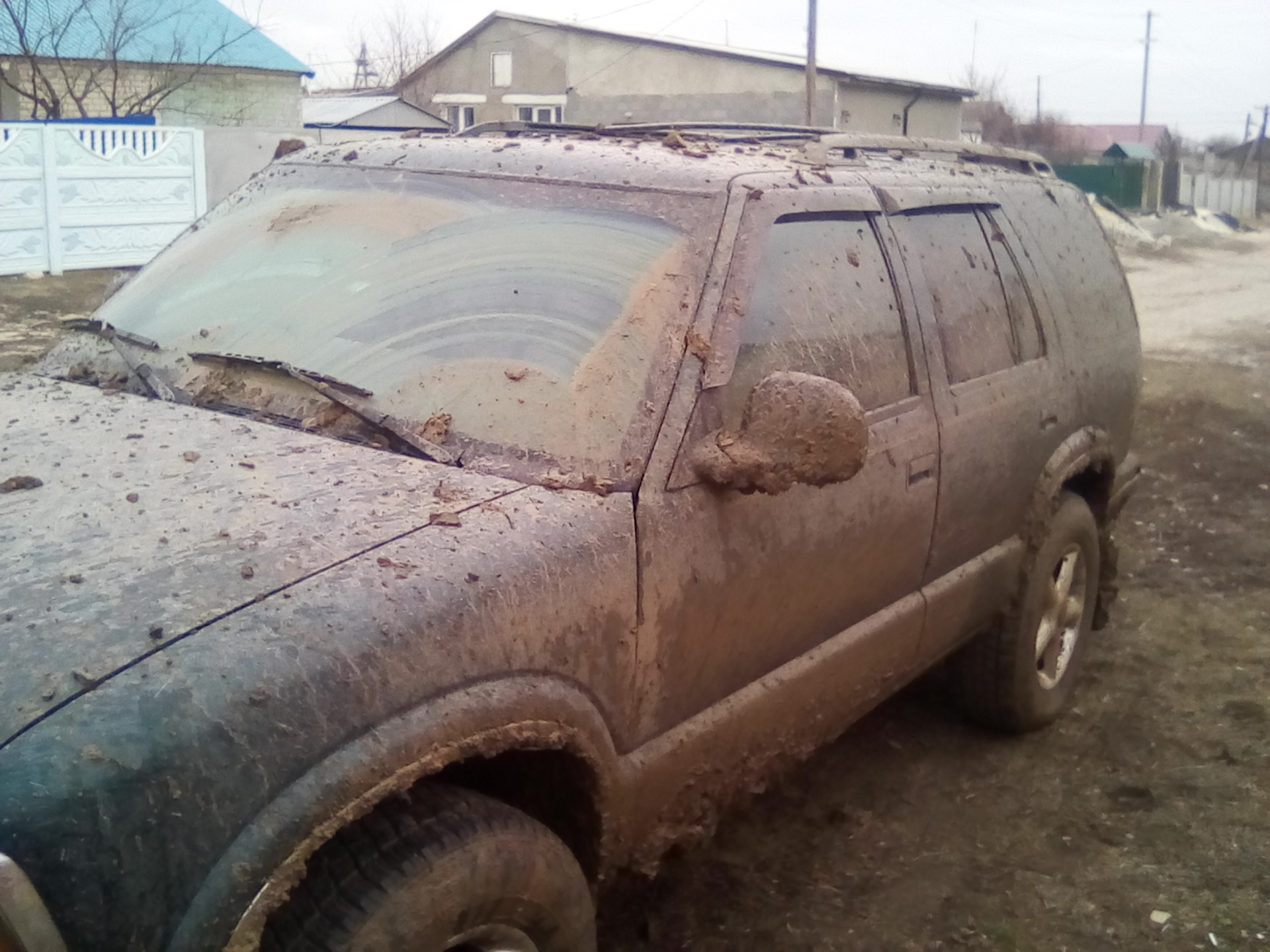 Проба в грязи, что может полный привод. — Chevrolet Blazer (S-15), 4,3 л,  1996 года | покатушки | DRIVE2