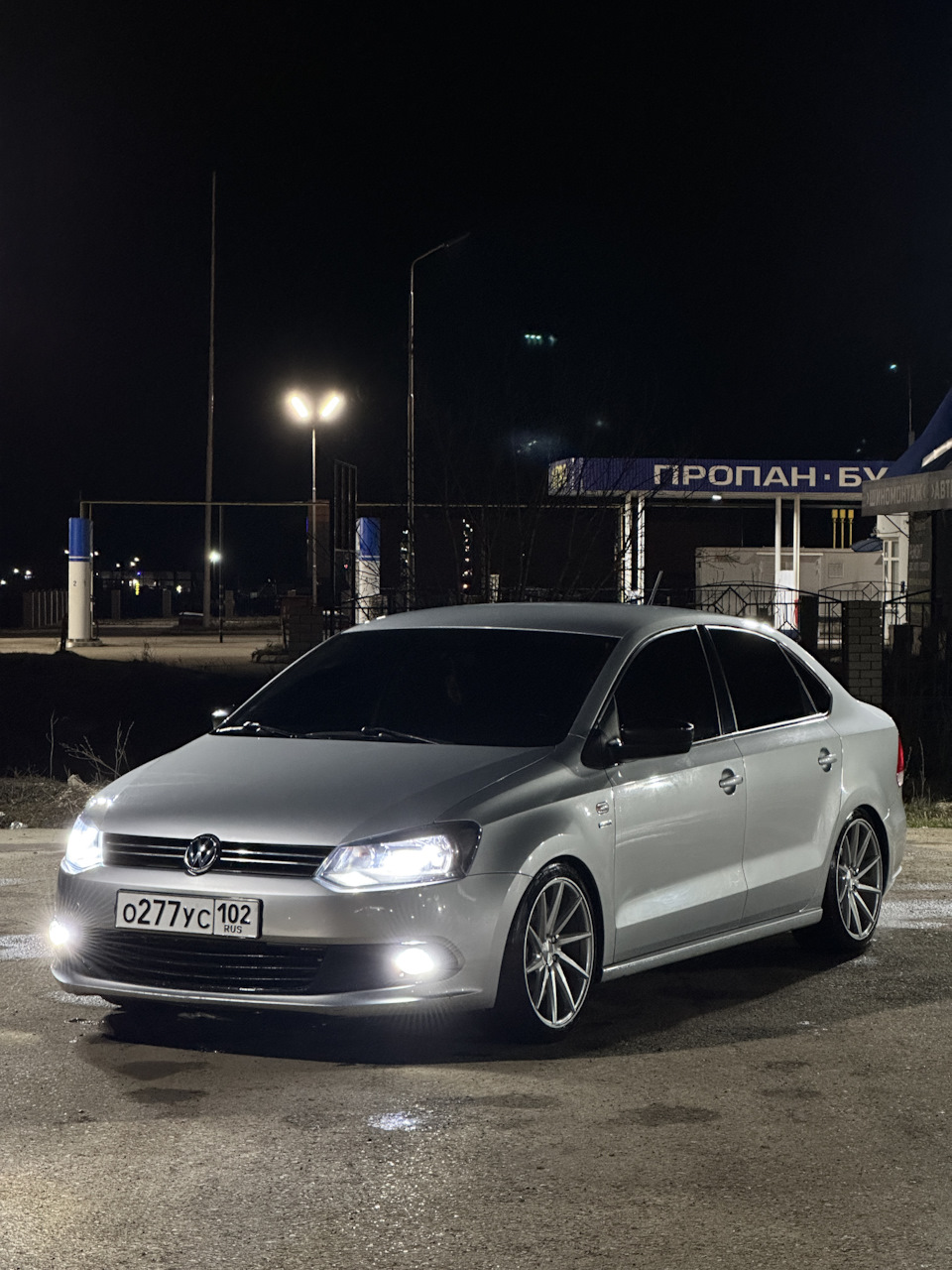 Установка винтовой подвески Та-Техник — Volkswagen Polo Sedan, 1,6 л, 2013  года | тюнинг | DRIVE2