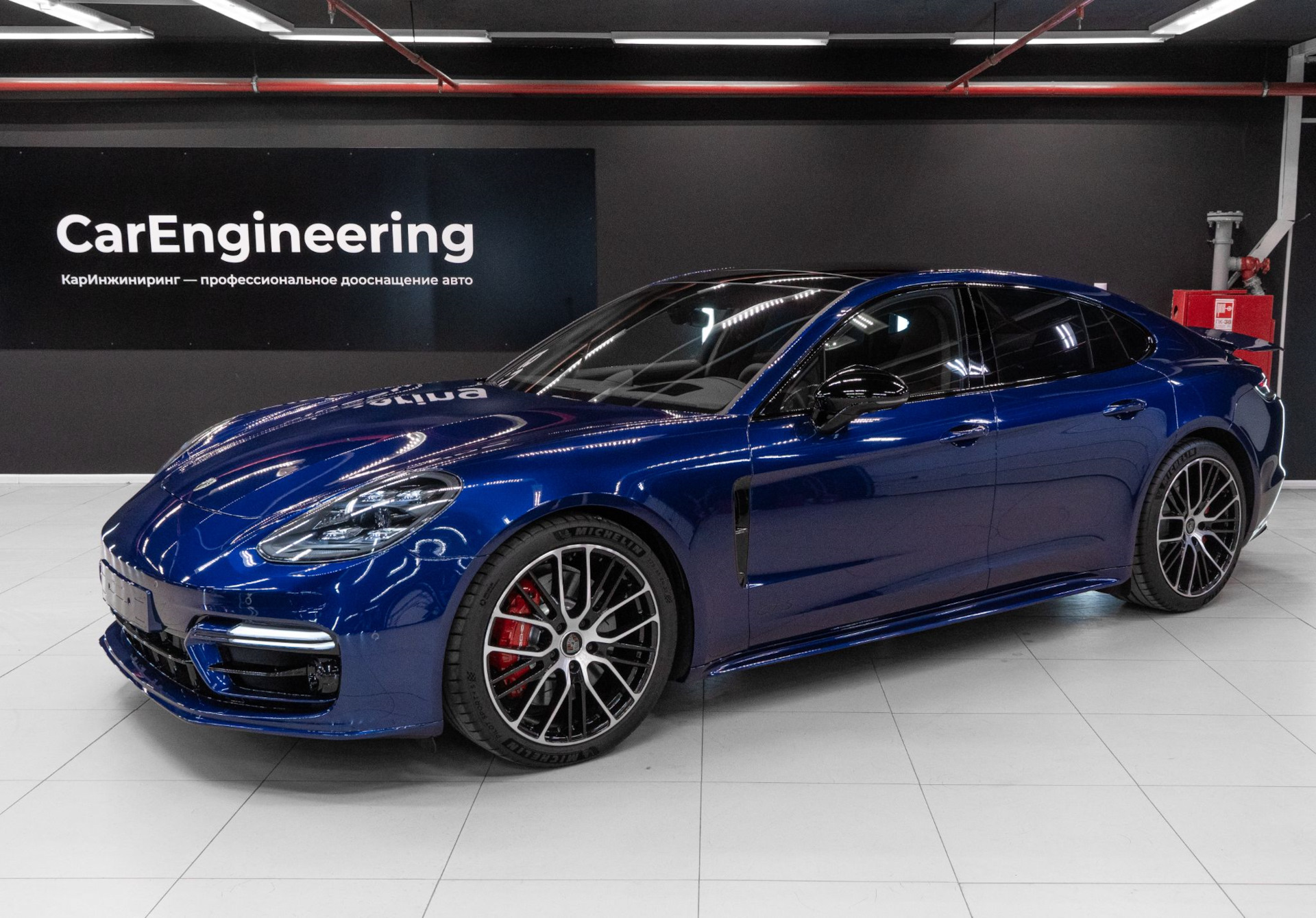 Оклейка пленкой Порше Панамера: бронирование Porsche Panamera  полиуретановой пленкой — Carengineering (КарИнжиниринг) на DRIVE2