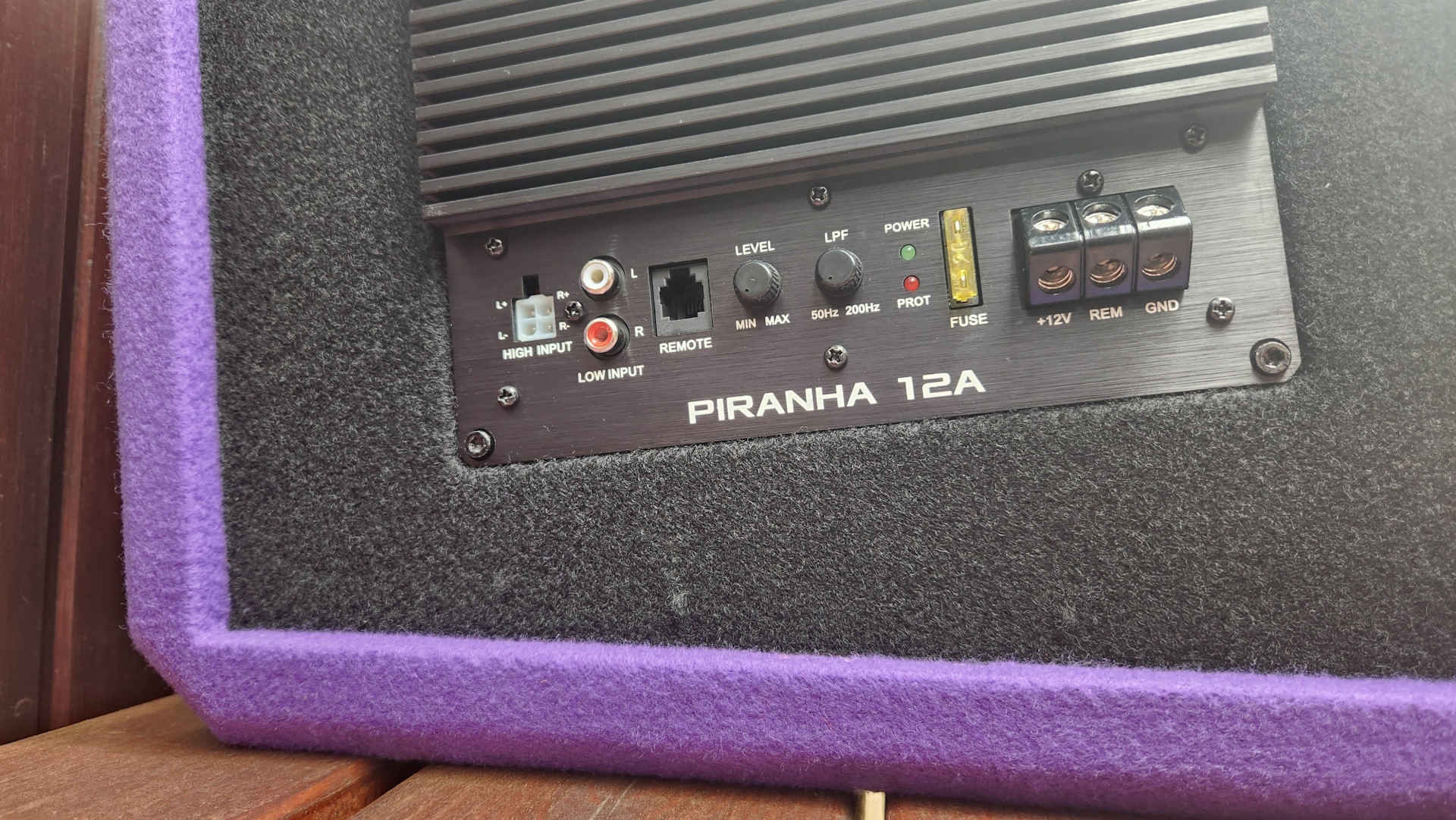 Dl audio piranha 165