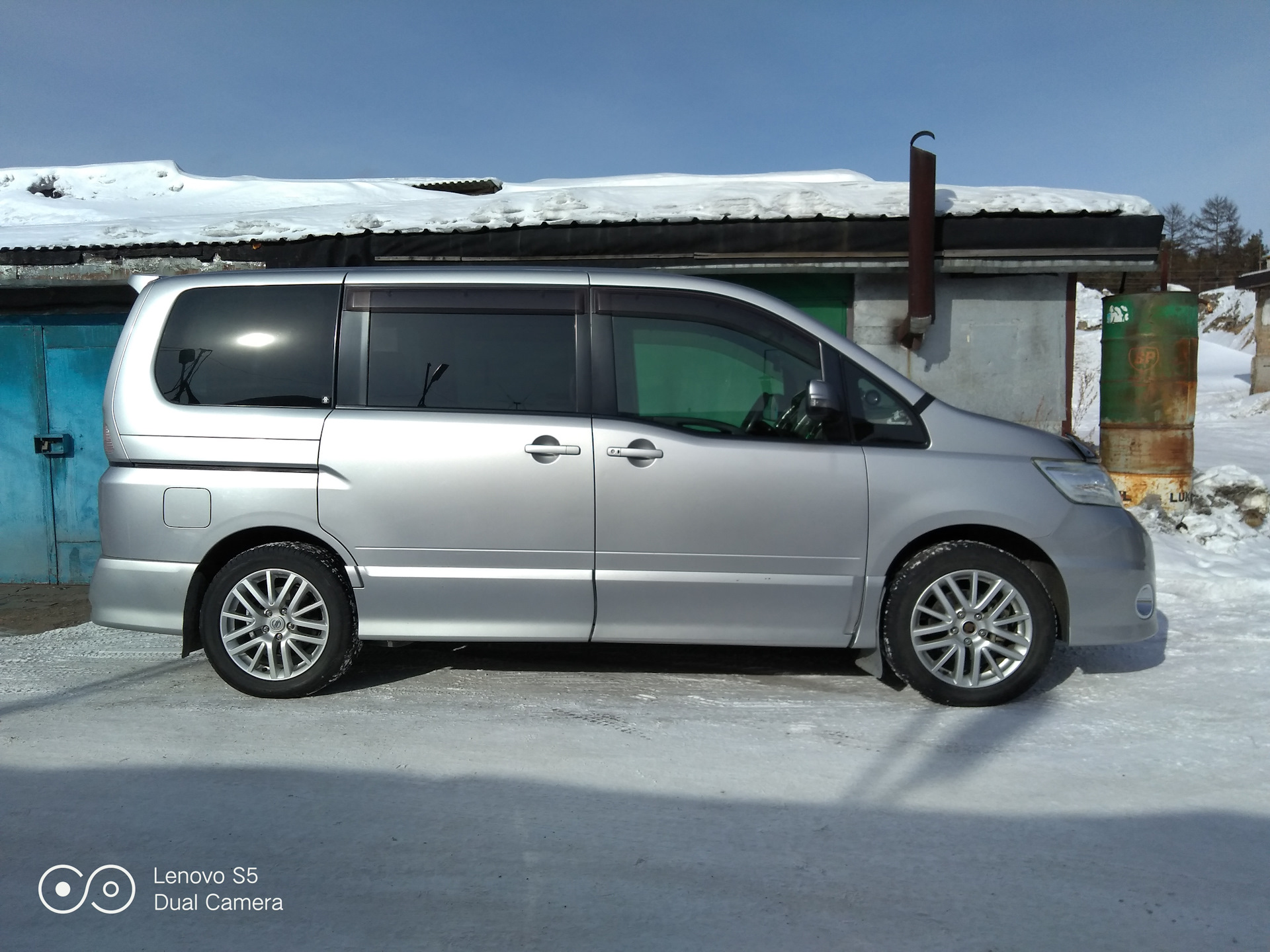 Nissan Serena c25 диски