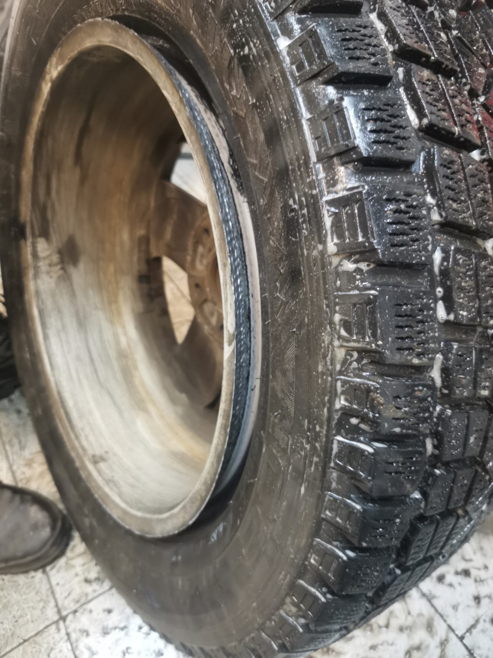 Где покупают диски R17 — Volkswagen Multivan (T5), 2 л, 2014 года ...