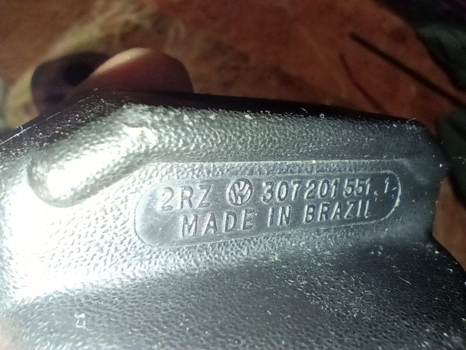 Фото в бортжурнале Audi S6 (C4). Запчасти на фото: 30720155