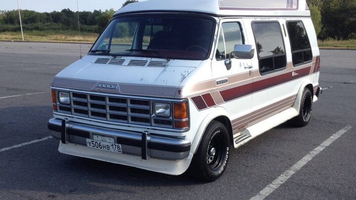 1992 store dodge van