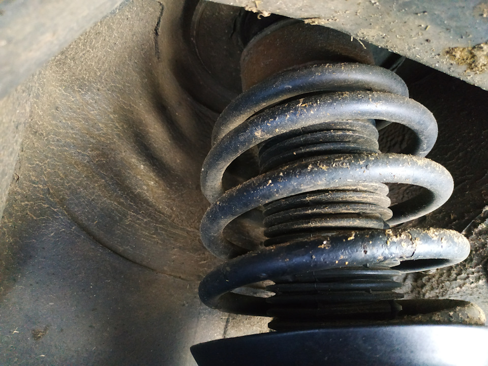 Замена передних амортизаторов на Сакс, о чем я позже пожалею — Skoda ...