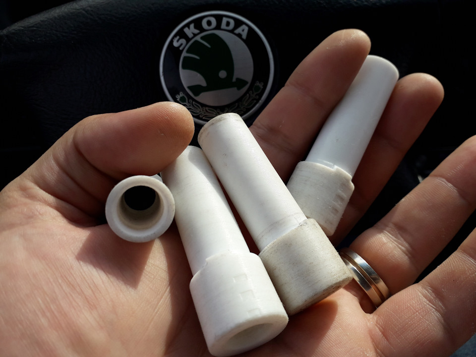 Втулки педалей Skoda Felicia или НИКОМУ НЕ ВЕРЬ — DRIVE2