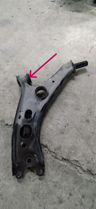 Замена заднего сайлентблока переднего рычага на Honda CR-V 5 — Honda CR ...