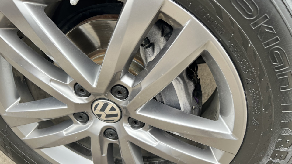Ржавые тормозные диски — Volkswagen Touareg (2G), 3 л, 2017 года ...