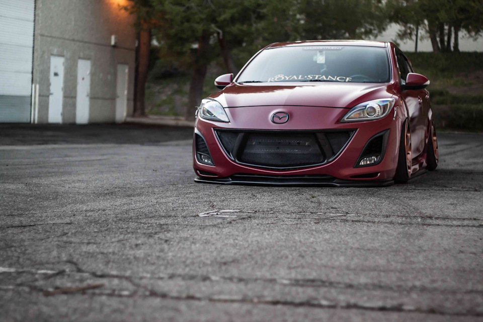 Mazda 3 BL stance