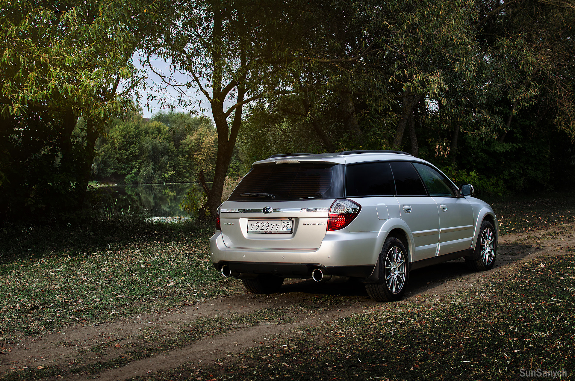 Субару аутбек 2007. Subaru Outback Tuning. Субару на берегу Аутбэк. Субару на берегу. Subaru Outback BP обои на телефон.