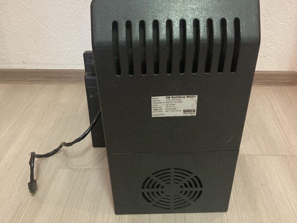 Холодильник Мерседес на Mercedes-Benz S-Class (W220), Mercedes-Benz S ...